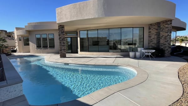 chandlercustomhomes/hero_carousel/processed/IMG_8958_dczyfv_plxtr3