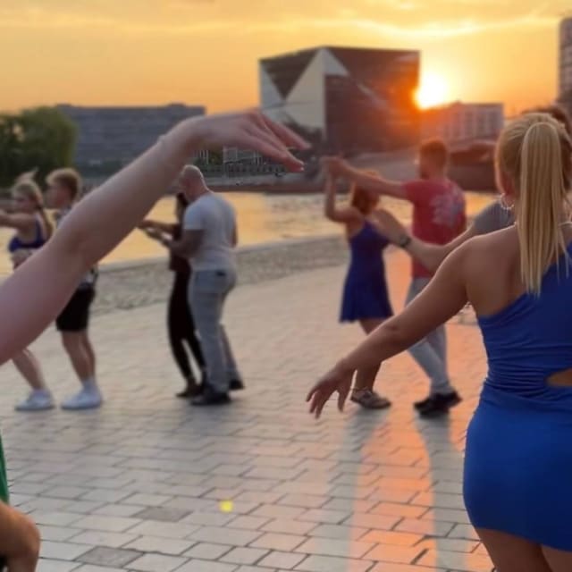 Bachata Classes Berlin Open Air dance school