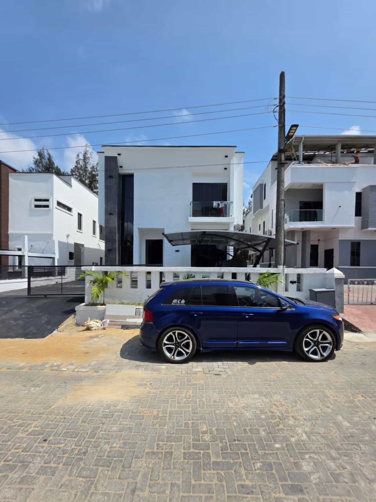Newly built five bedroom detached duplex in a secure estate (362Ikota)