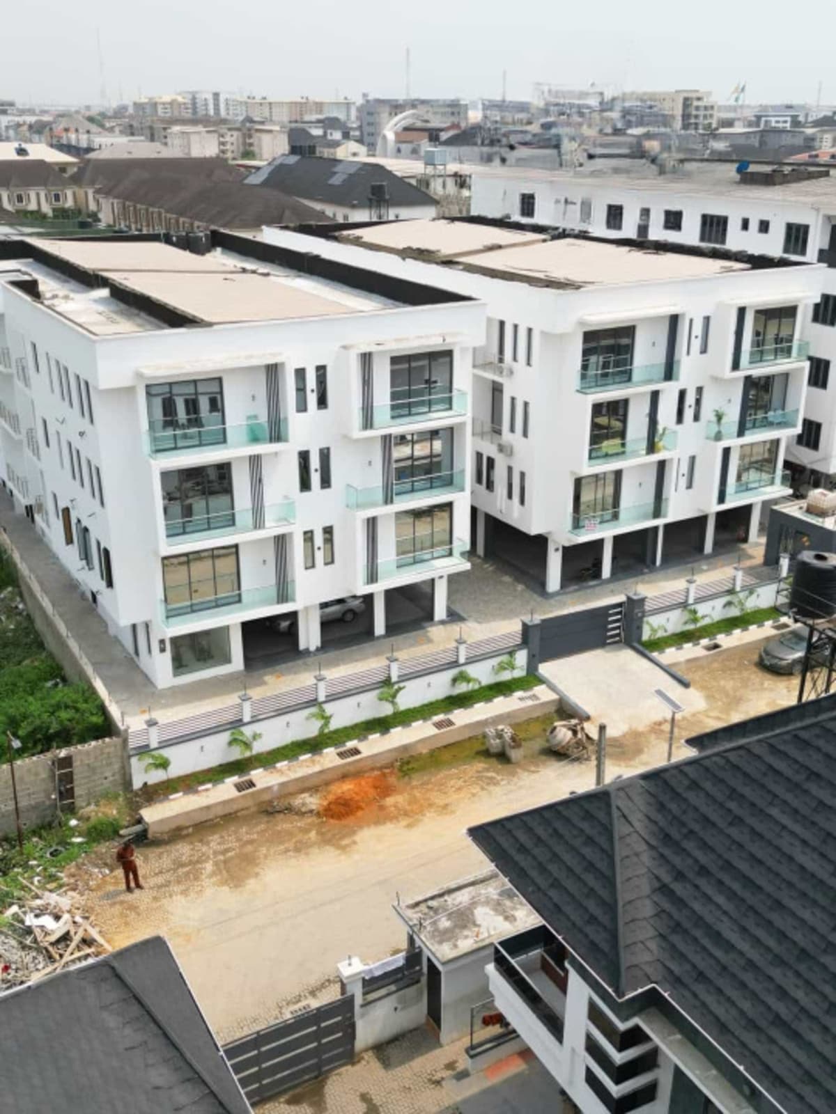 Serviced three bedroom apartment (470ikate)