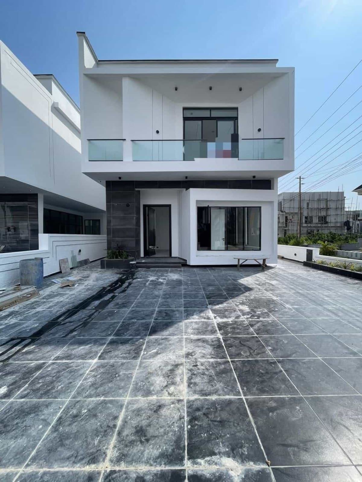 Five bedroom detached duplex in a good location (377ikota)