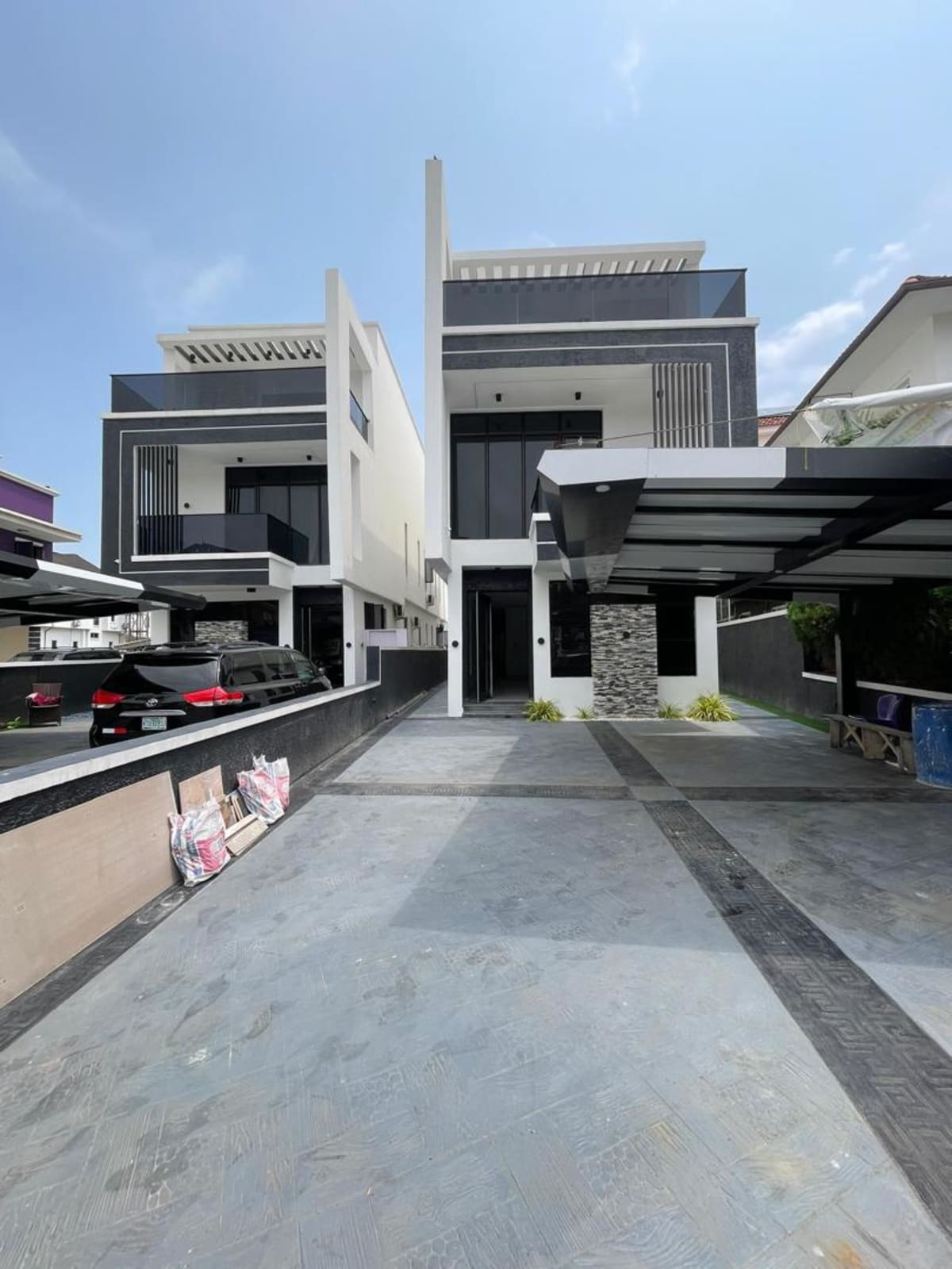 Luxury five bedroom detached duplex (175ikota)