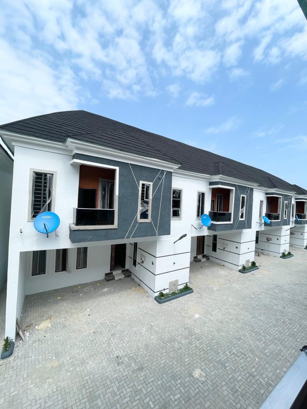 Three bedroom terrace duplex (21ajah)