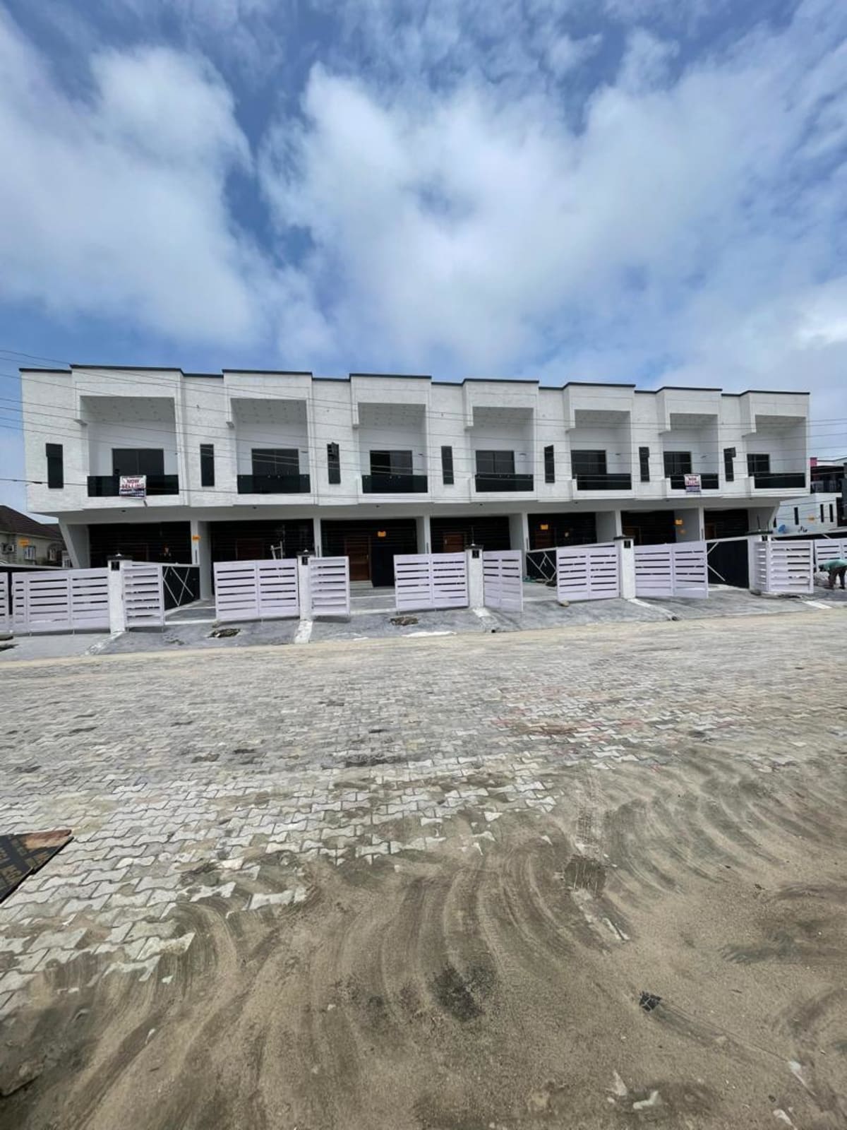 Four bedroom terrace duplex (35ikota)
