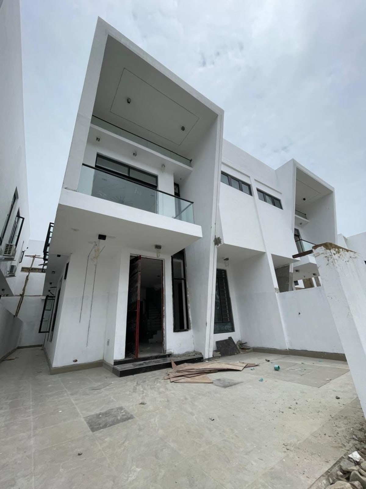 Four bedroom semi detached duplex (160orchid)
