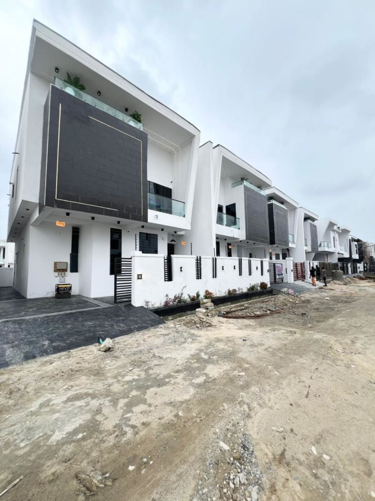 Four bedroom semi detached duplex (96ajah)