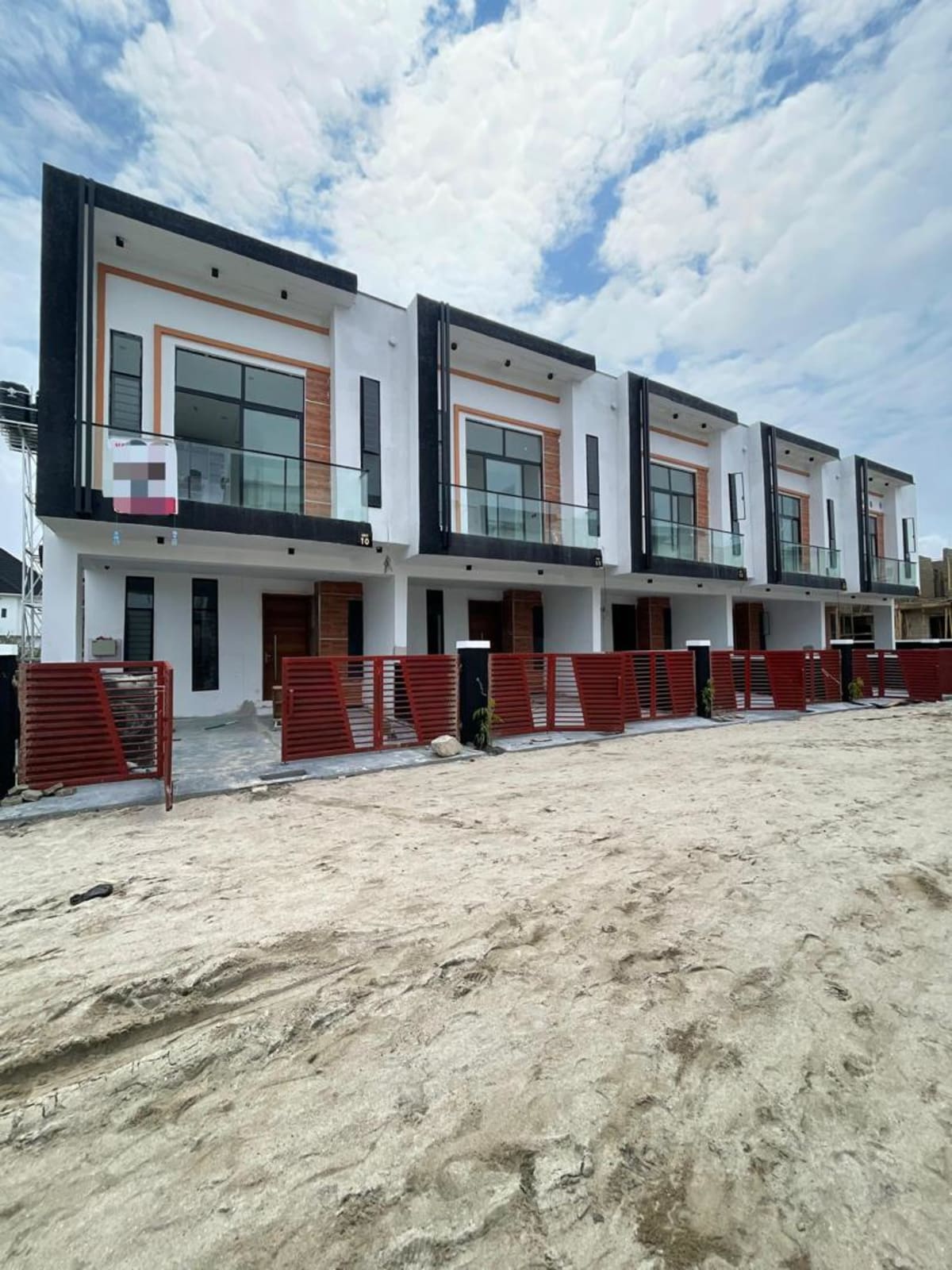 Three bedrooom terrace duplex (36ikota)