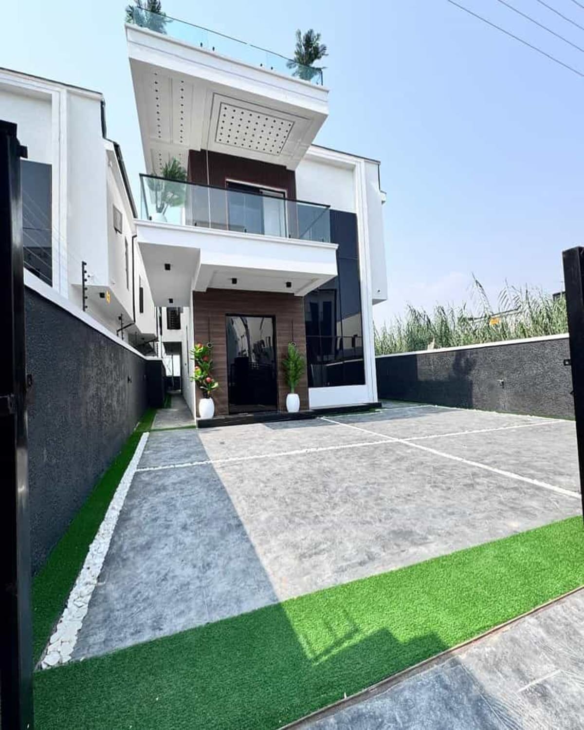 Five bedroom detached duplex (223ajah)