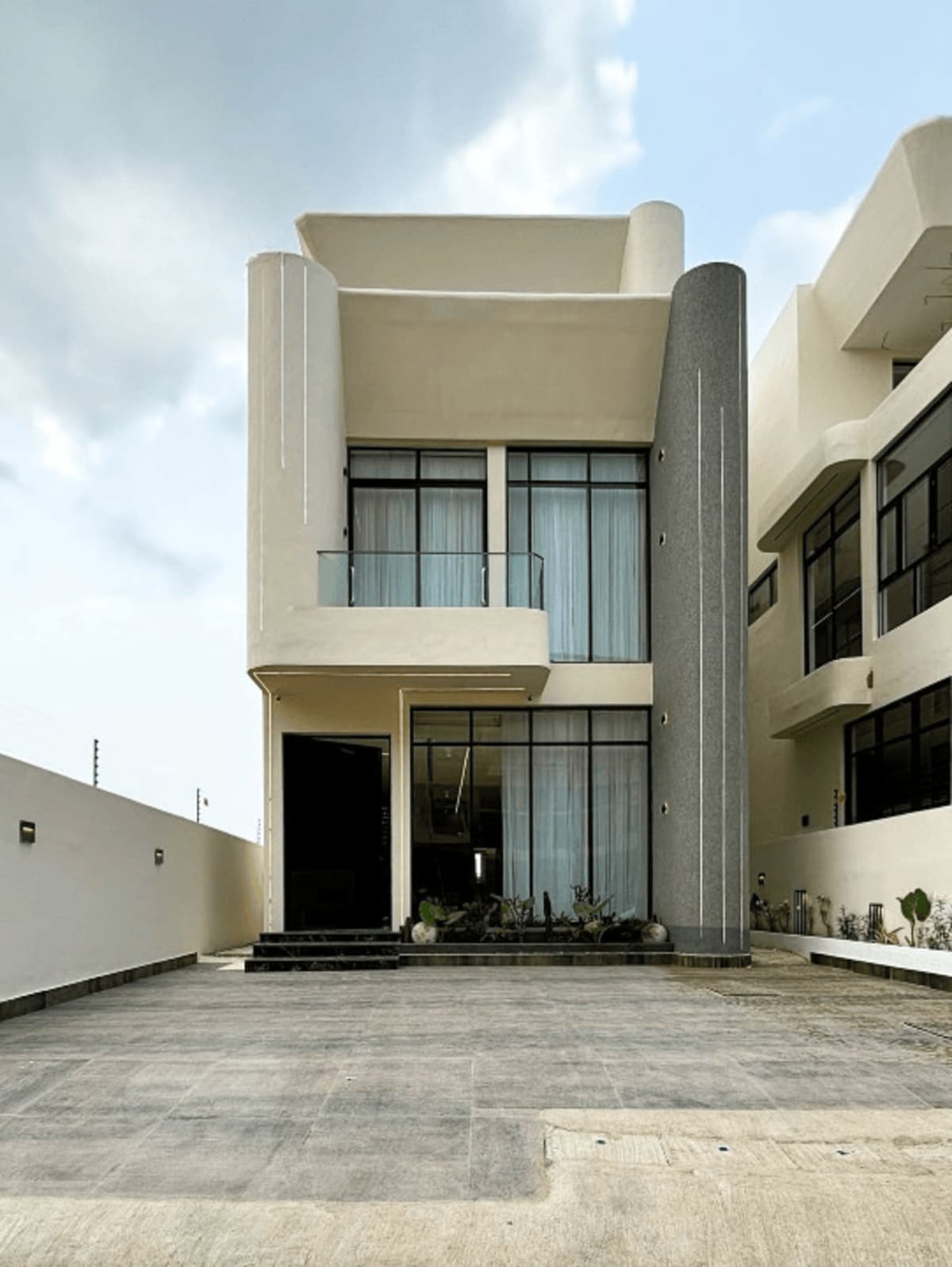 Five bedroom detached duplex (499lekkip1)
