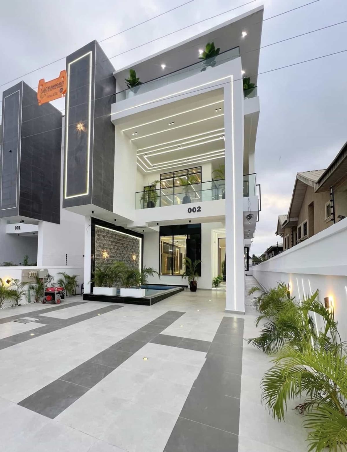 Newly built five bedroom detached duplex (371ikota)