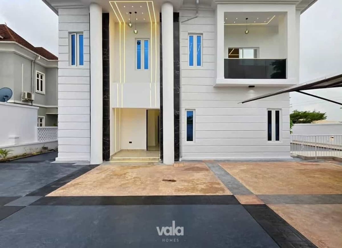 Stylish five bedroom fully detached duplex (18Osapa)