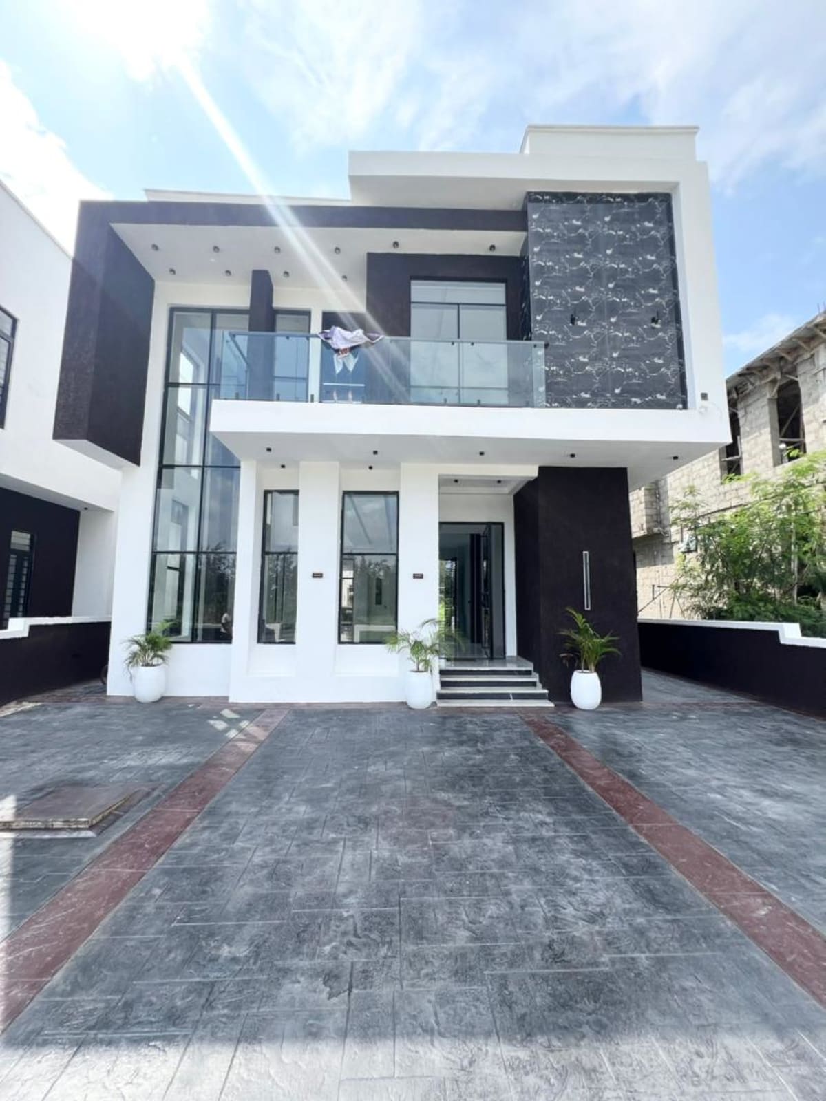 Five bedroom detached duplex (205lekkicounty)