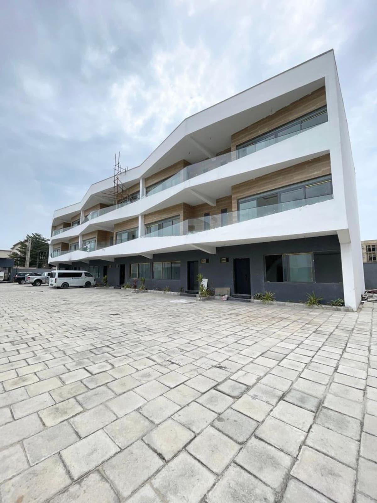 Four bedroom townhouse (59ikate)