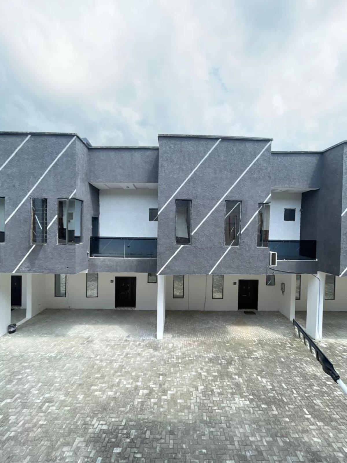 Four bedroom terrace duplex (57ajah)
