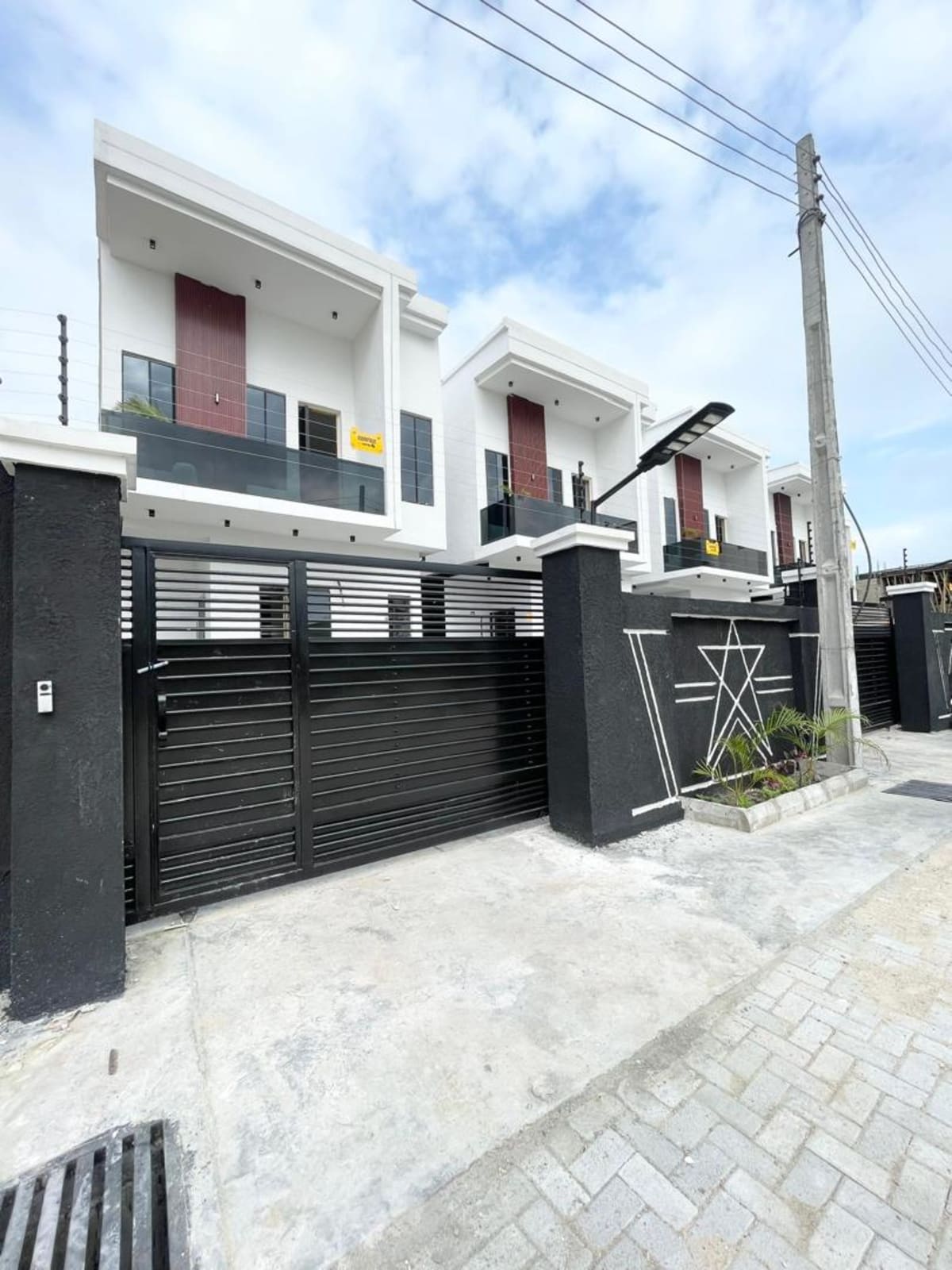 Luxury five bedroom detached duplex (156agungi)