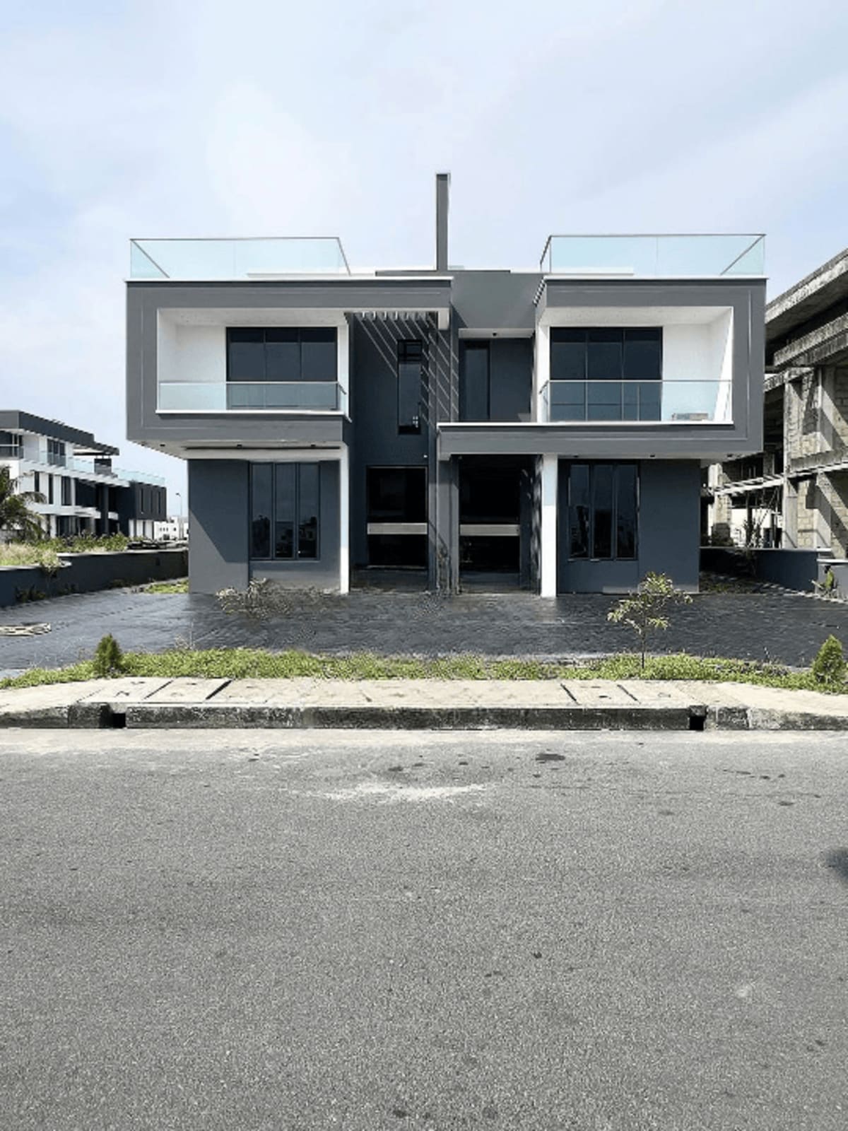 Newly built five bedroom semi detached duplex (589ikate)