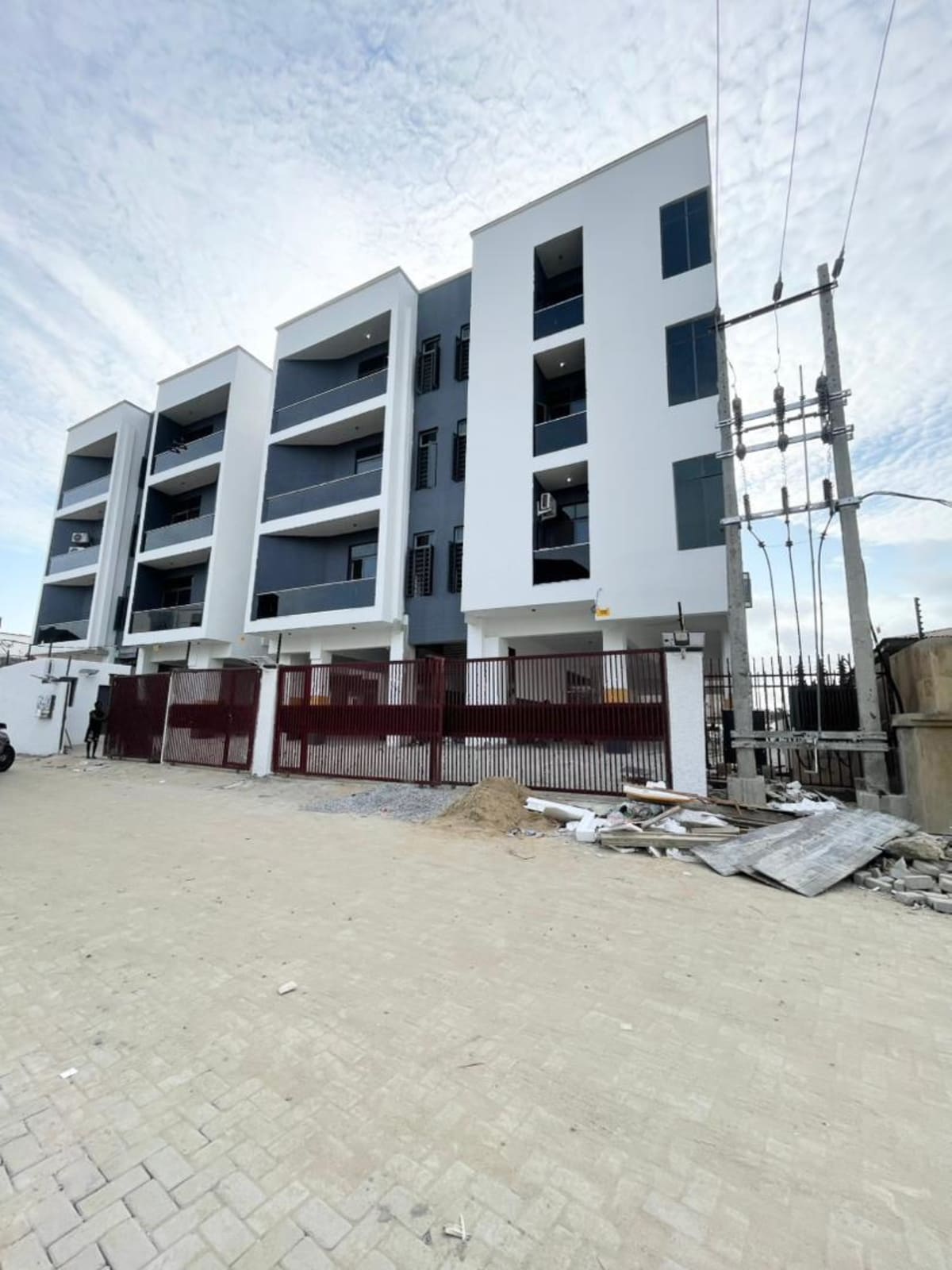 Three bedroom serviced apartment (30orchid3bd)