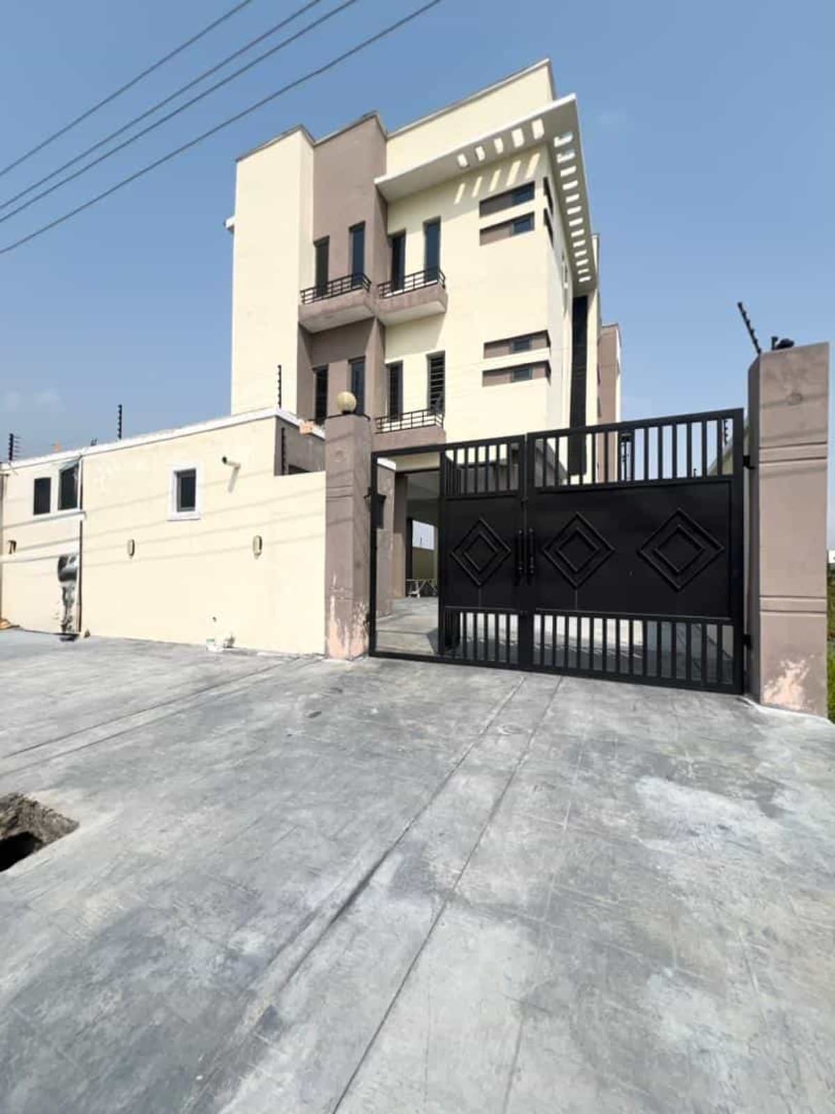 Two bedroom apartment (392ajah)