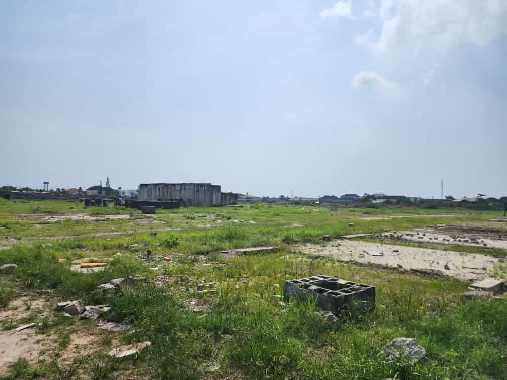 Residential land beside novare mall (259ajah)