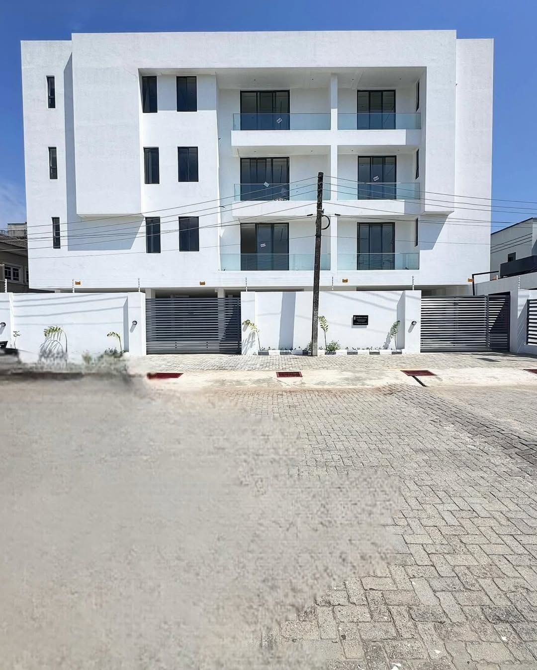 Premium  two bedroom apartment  (746oniru)