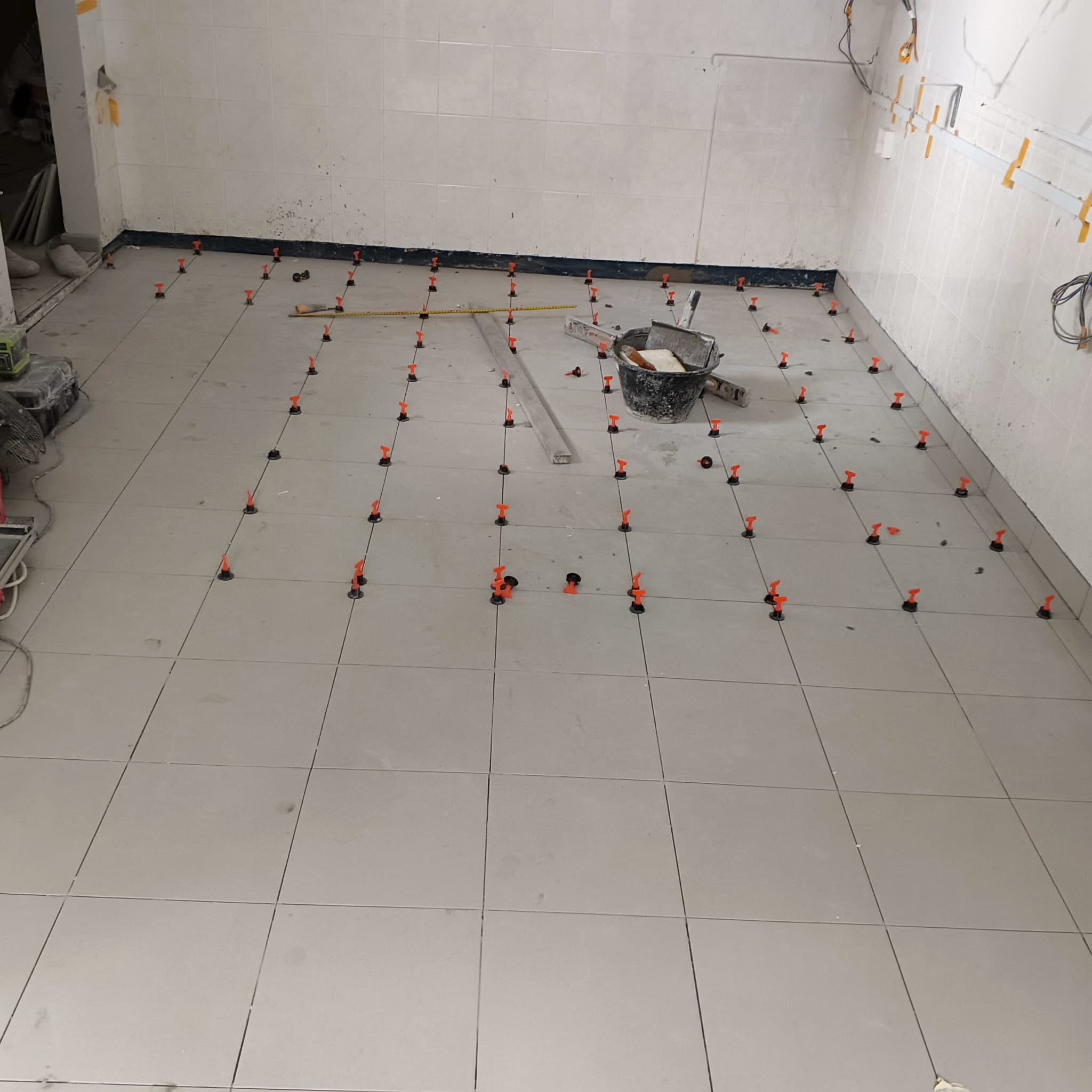 Laser-Aligned Floor & Wall Tiling