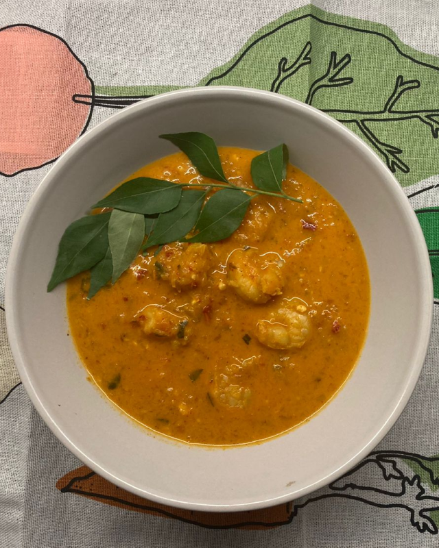 Prawn curry cooked in creamy coconut sauce. Pair with rice, malabar parotta or chapati