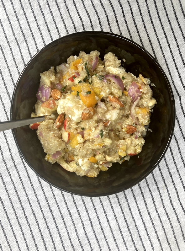 This fresh quinoa salad packs the punch of lemon with the tang of mustard, enveloped by the creaminess of paneer. Protein-rich and filling, this salad makes for a filling meal.