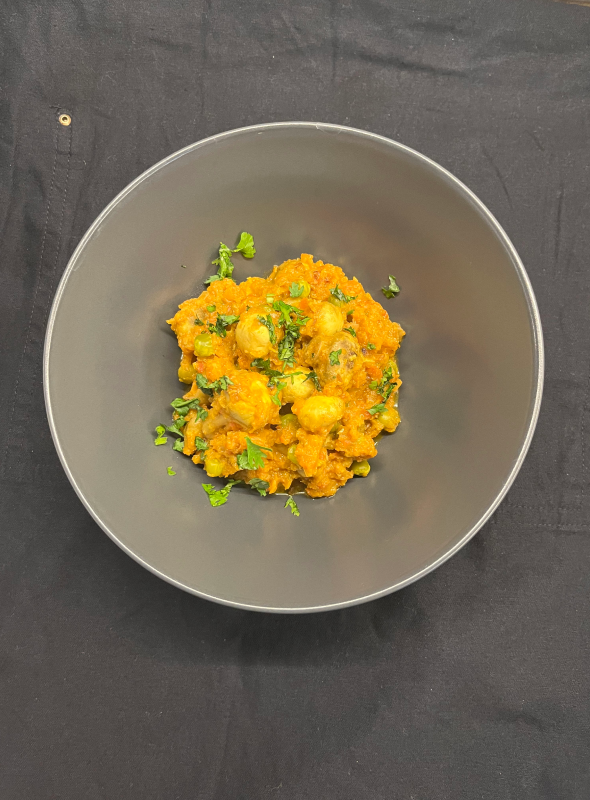 Everyday low-effort Mushroom Matar. Pair with parantha/chapati