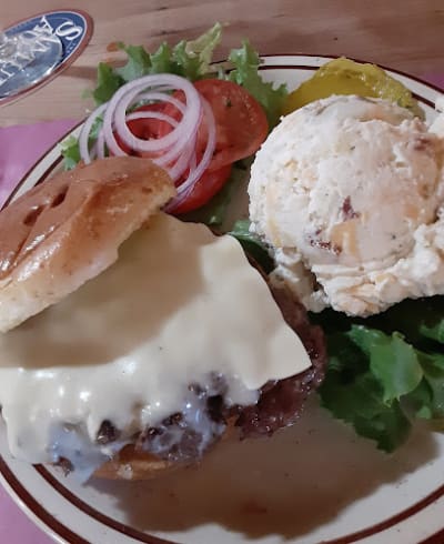 Rhonda's Grill and Roadhouse