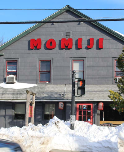 Momiji Sushi & Grill