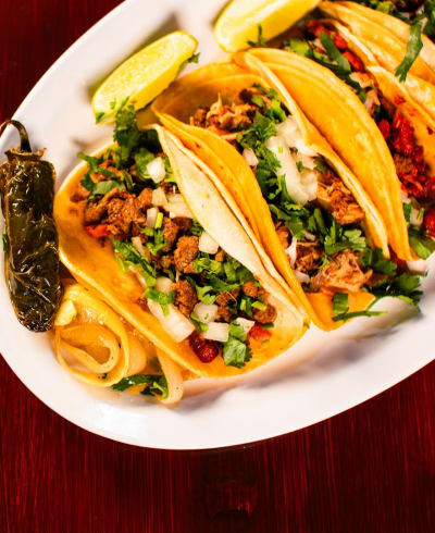 Chivis Tacos