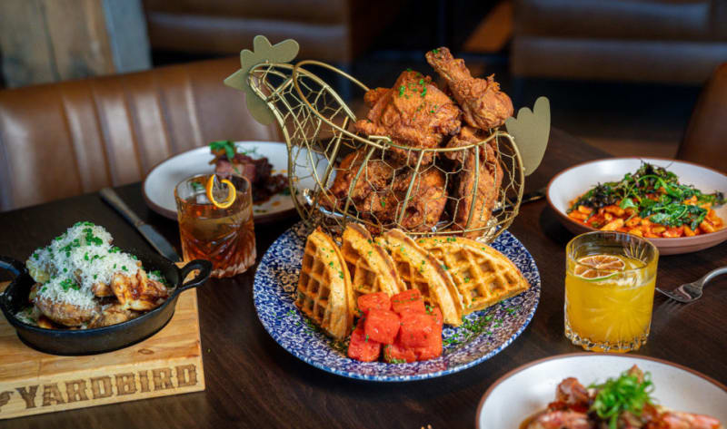 Bottomless mimosas, brunch cocktails, and daytime partying done right.