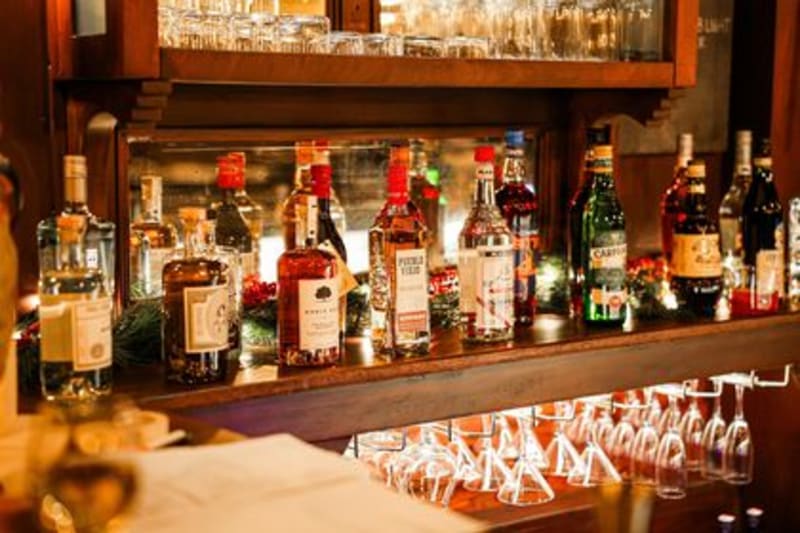 Oliver's at Howland House