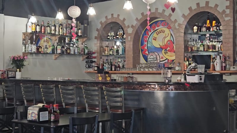 Mariscos El Charco