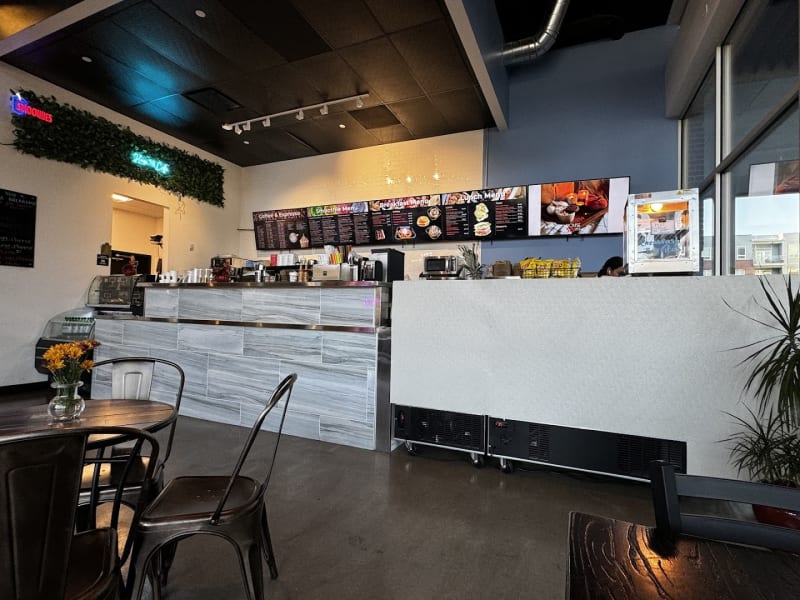 House 38 Cafe & Juice Bar