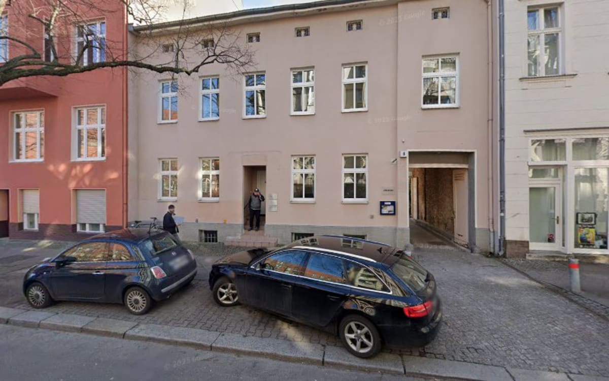 Akapa Bau Gmbh - Halteverbot Berlin