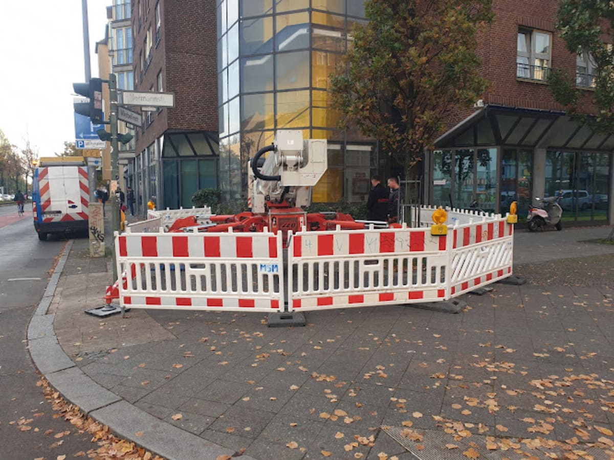 Msm Verkehrstechnik Und Schwerlastservice Ug Haftungsbeschränkt And Co Kg - Halteverbot Berlin