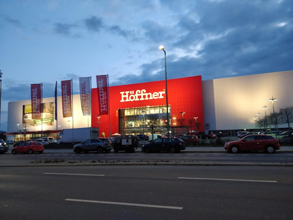 Möbel Höffner Berlin Schöneberg - Halteverbot Berlin