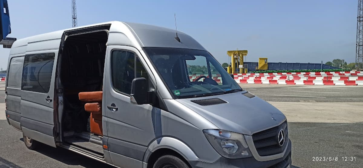 Möbelmitfahrzentrale: Umzug Beiladung Lagerraum Berlin - Halteverbot Berlin