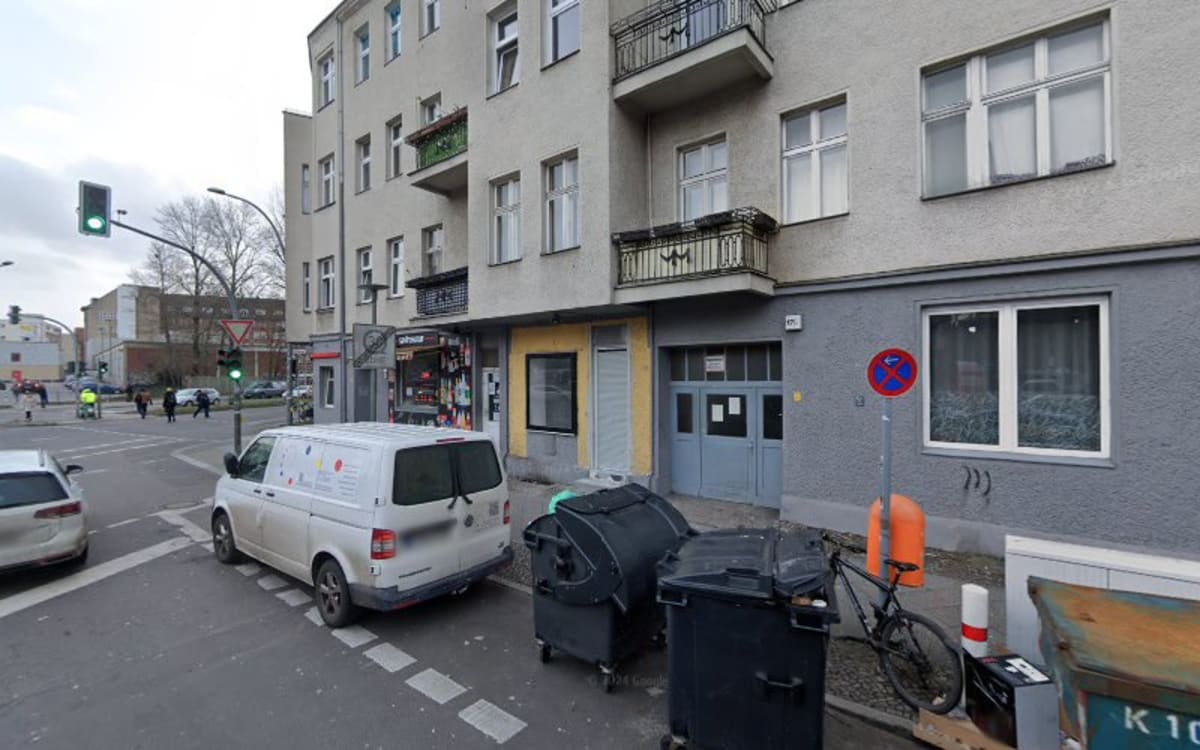 Pappel Umzüge - Halteverbot Berlin