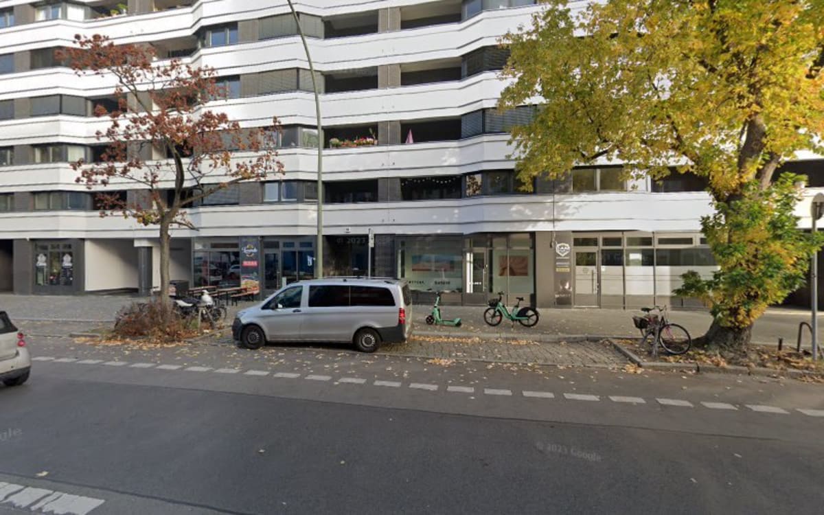 Plp Bau Und Dienstleistungen Für Die Immobilienwirtschaft Gmbh - No-Stopping Zone Berlin