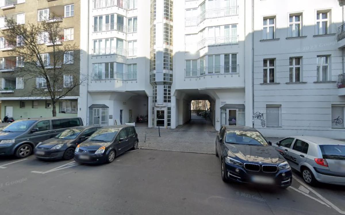 Umzugskracher Berlin Kreuzberg - Halteverbot Berlin