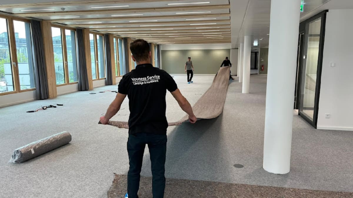 Youness Service I Umzugshelfer Berlin Umzugsfirma - Halteverbot Berlin