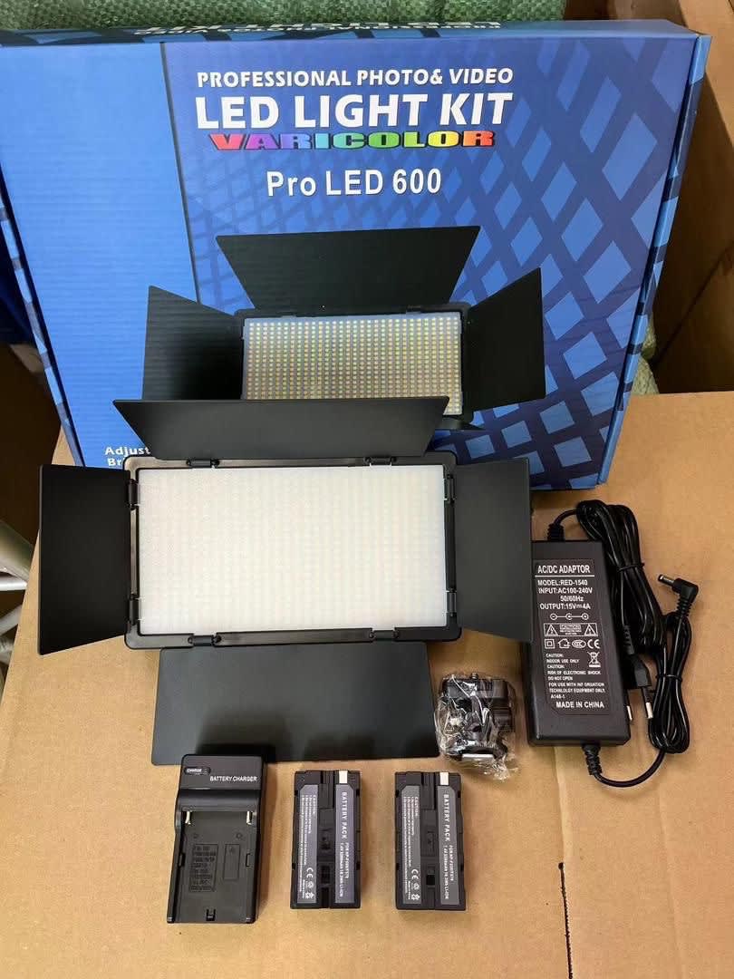 PRO LED LIGHT FOR CONTENTS LED-600