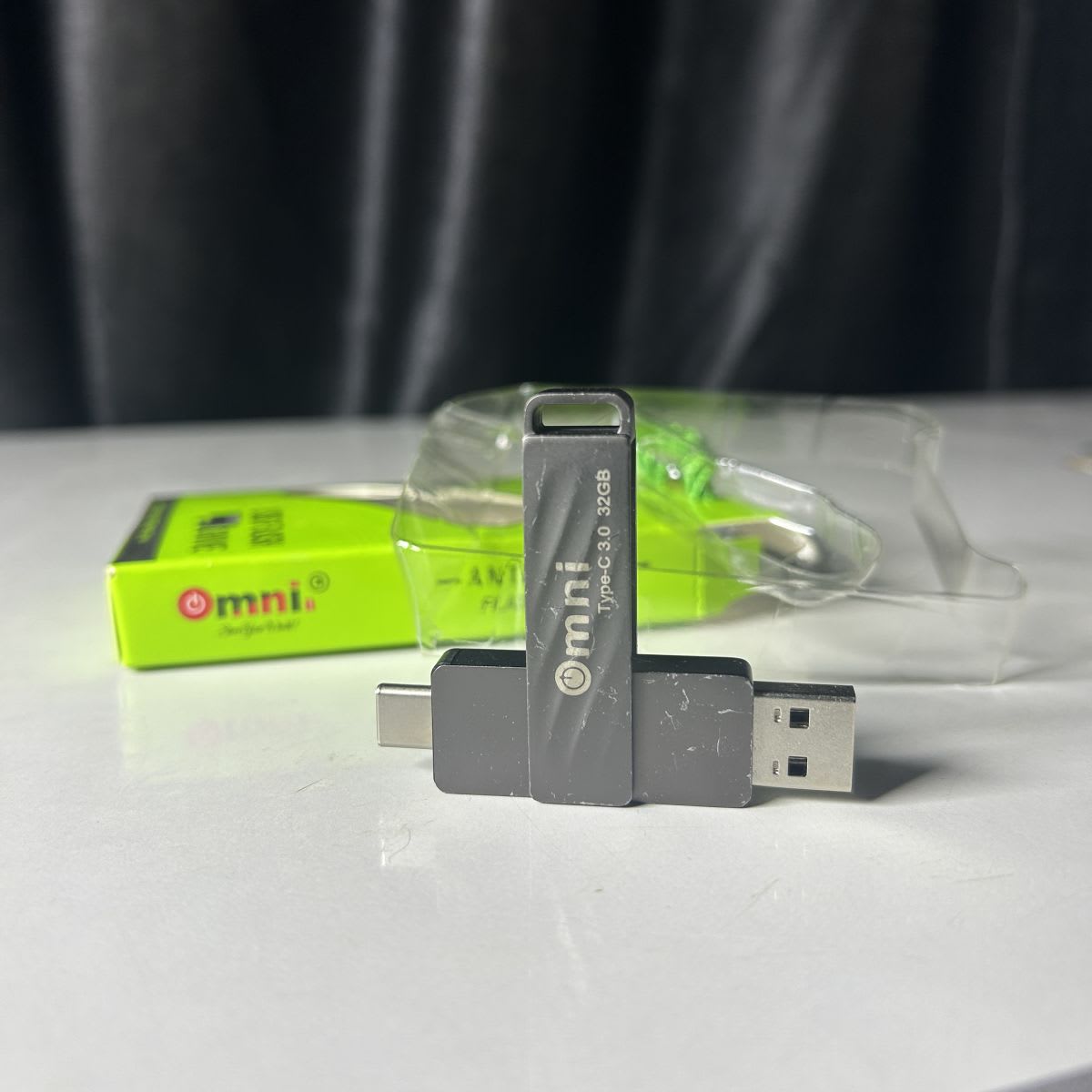 32gb type-C antivirus flash drive Omni high quality — image 3