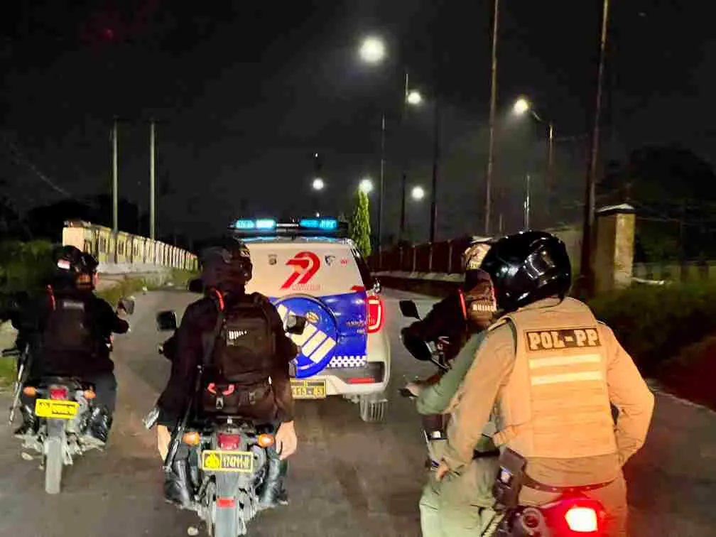Tegas dan Humanis, Brimob Sumut–Polres Belawan Gelar Patroli Cegah Tawuran dan Kriminalitas Tegas dan Humanis, Brimob Sumut–Polres Belawan Gelar Patroli Cegah Tawuran dan Kriminalitas