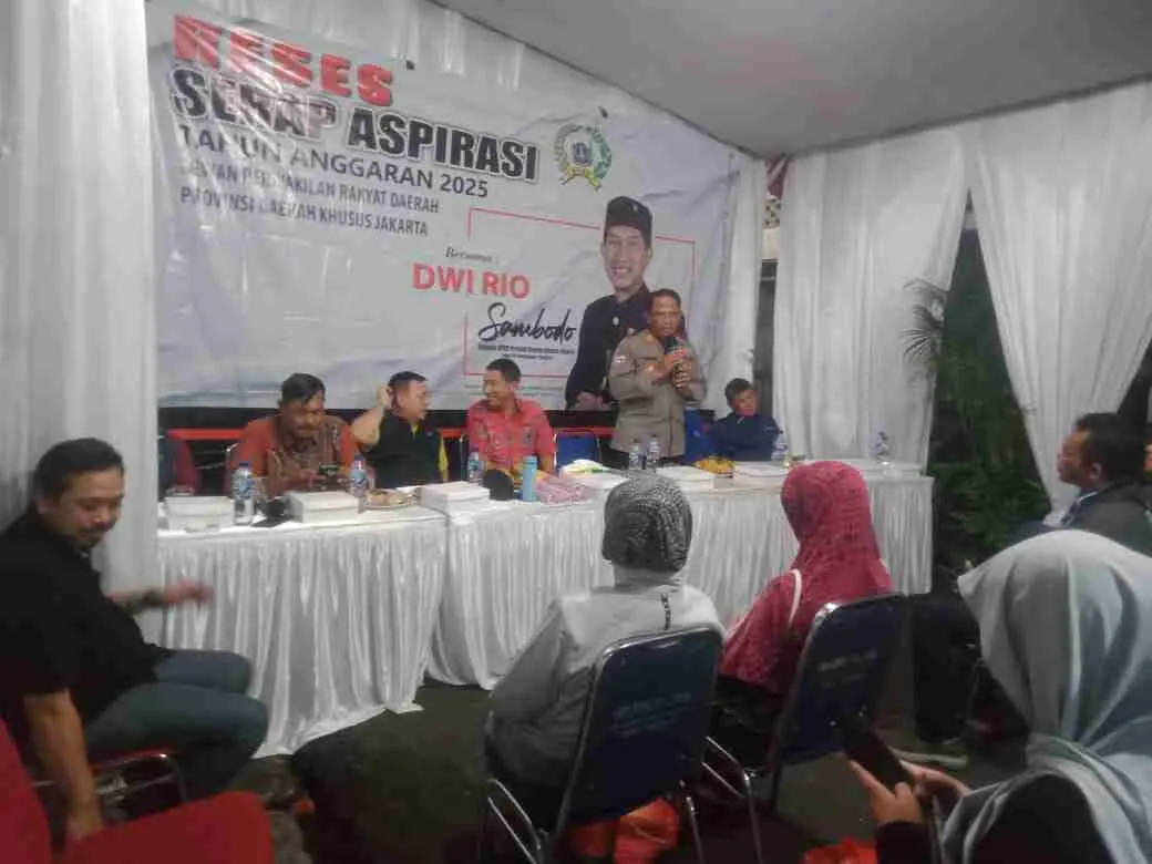 Kehadiran Polsek Matraman dalam Giat Reses DPRD DKI: Wujud Sinergi dalam Menyerap Aspirasi dan Menjaga Stabilitas Kehadiran Polsek Matraman dalam Giat Reses DPRD DKI: Wujud Sinergi dalam Menyerap Aspirasi dan Menjaga Stabilitas