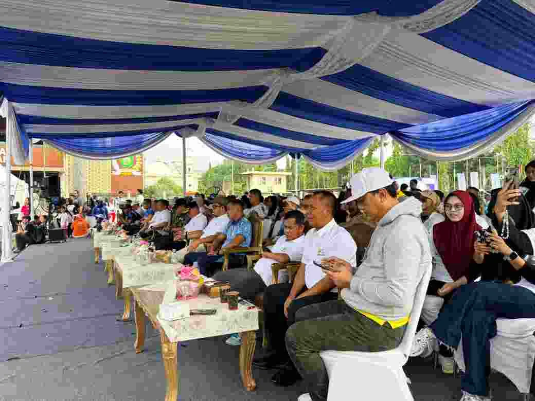 Wadansat Brimob Polda Sumsel Hadiri Olahraga Bersama Peringati Haornas ke-XLII di Palembang