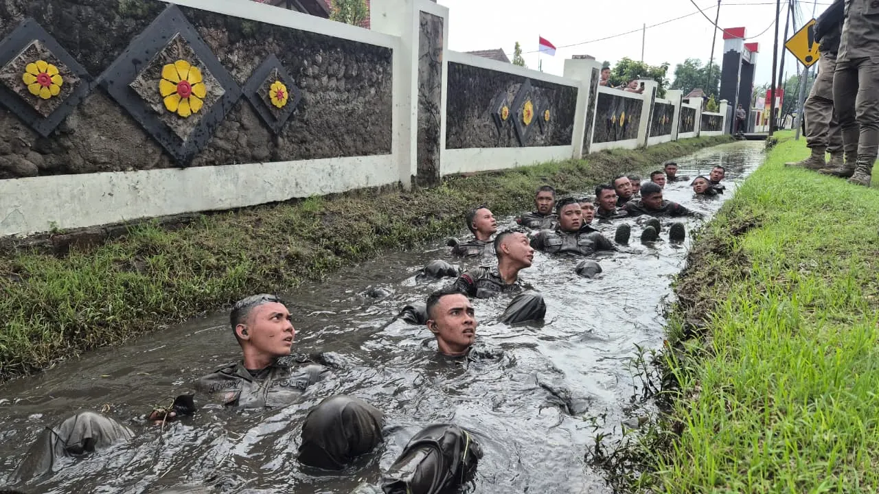 Penyambutan Bintra Ba/Ta Remaja di Kompi 3 Batalyon A Pelopor Penyambutan Bintra Ba/Ta Remaja di Kompi 3 Batalyon A Pelopor