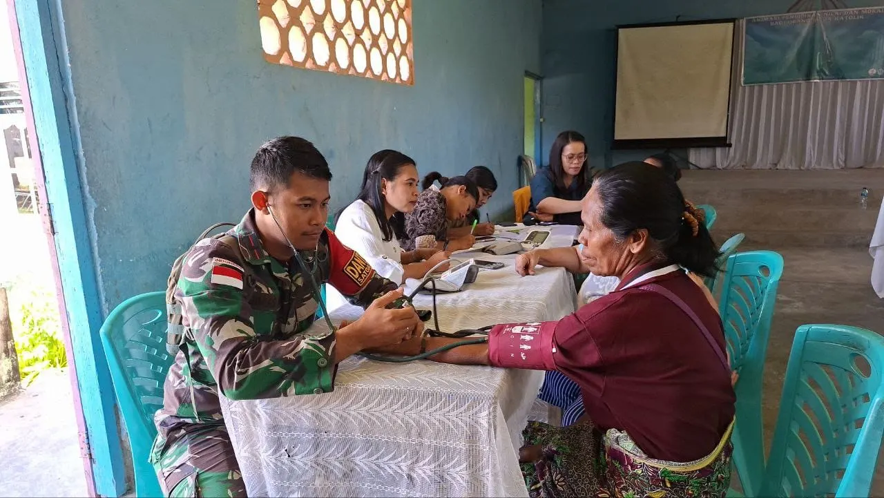 Tebarkan Senyum Sehat di Ujung Negeri, Satgas Pamtas RI-RDTL Sektor Barat Bersinergi dengan Yayasan Tangan Pengharapan